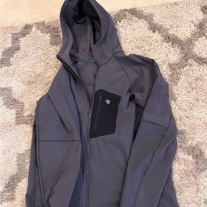 Mountain Hardwear zip up